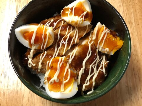 とんかつとゆでたまごの丼 レシピ 作り方 By まかろん 楽天レシピ とんかつとゆでたまごの丼 レシピ 作り方 By まかろん 楽天レシピ